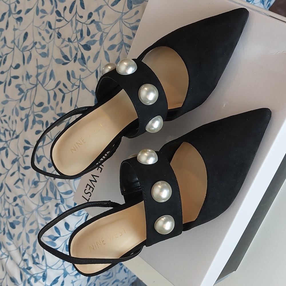 Ariene Pumps